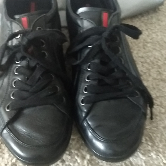 Prada sneaker - Picture 2 of 9